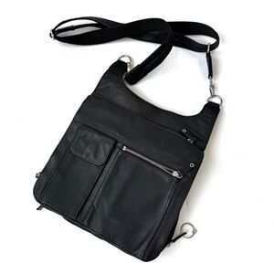GTM Gun Tote’n Mamas Black Leather Crossbody Bag